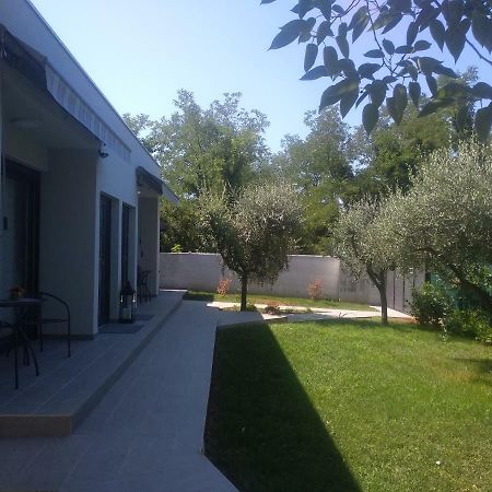 App Neno Hotel Murine Exterior foto