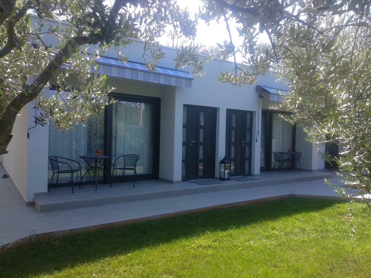 App Neno Hotel Murine Exterior foto