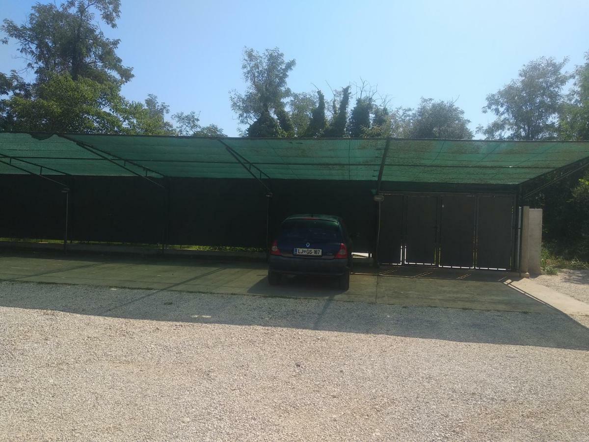 App Neno Hotel Murine Exterior foto